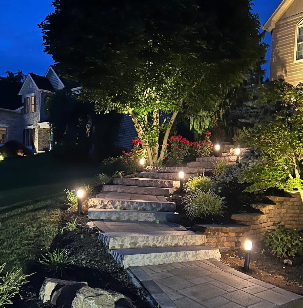 Bold - Silo Low Path Light