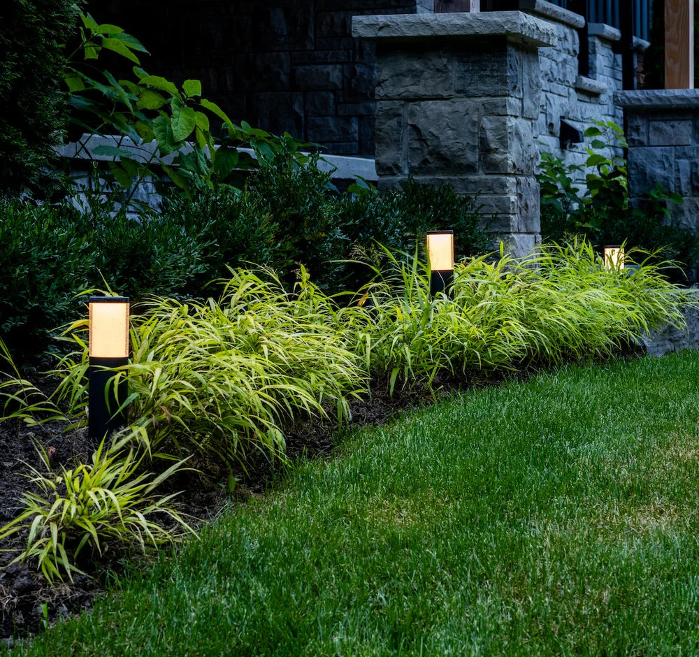 Bold - Silo Low Path Light